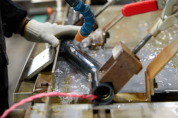 全数検査による厳格な品質管理体制