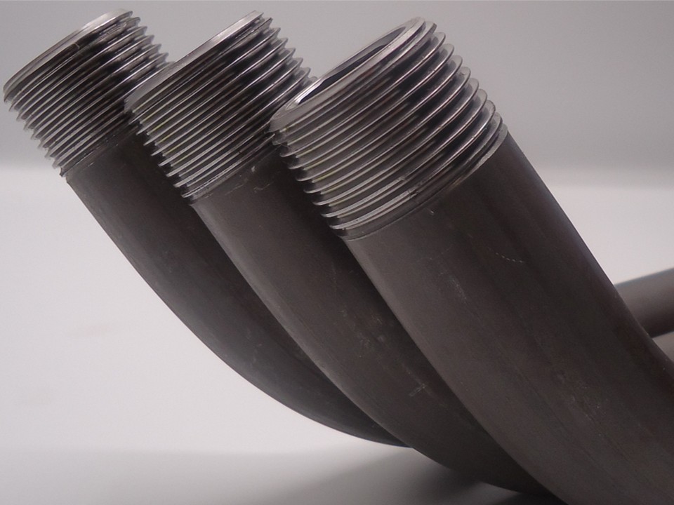 パイプ加工+ねじ加工の部材一体化