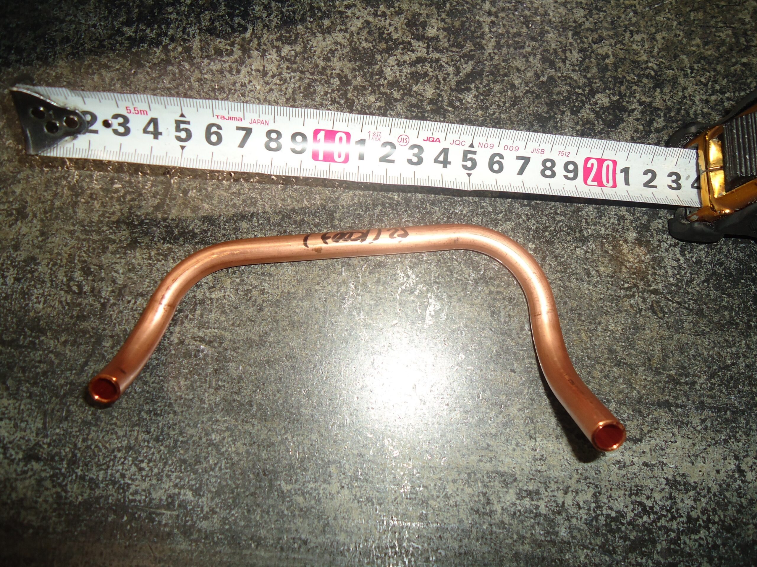 割れ発生や成形後の輸送時に変形が起こる銅管パイプ加工